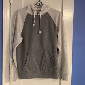 American Rag Trademark Lightweight Hoodie Size M